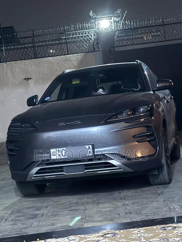 BYD Song Plus 2024 Gray