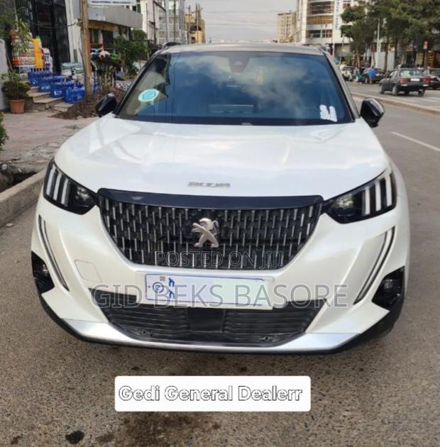 Peugeot 2008 2021 White