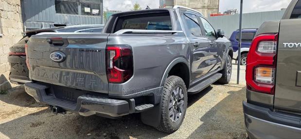 New Ford Ranger 2025 Gray