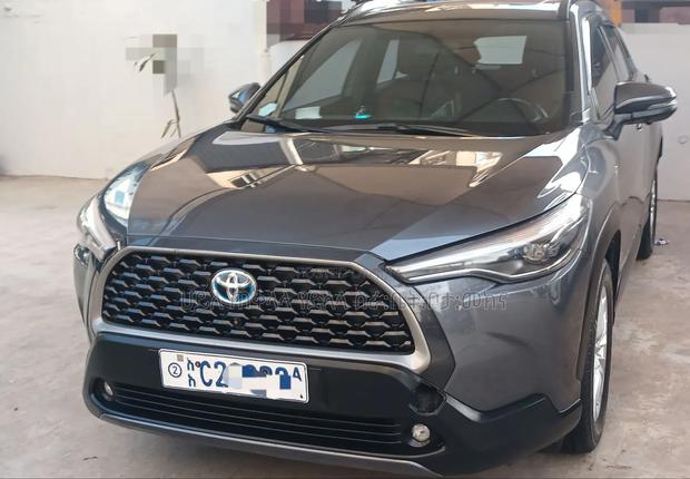 Toyota Corolla Cross Hybrid 2023 Gray