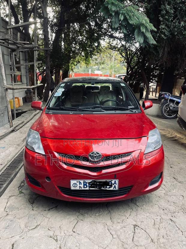 Toyota Yaris 2008 Red