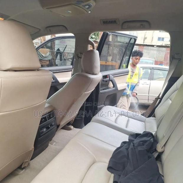 Toyota Land Cruiser 2012 Black