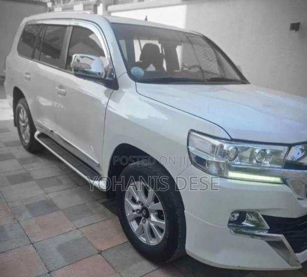 Toyota Land Cruiser 2012 Beige