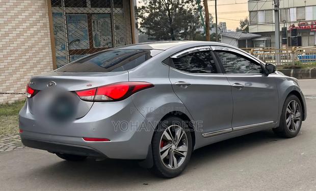 Hyundai Avante 2015 Beige