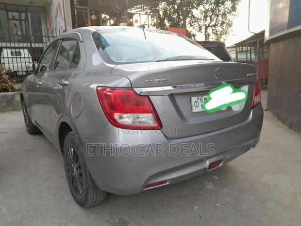 Suzuki Dzire 2022 Silver