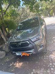 Toyota Hilux 2022 Gray for sale
