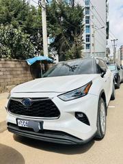 Toyota Highlander Hybrid Limited AWD 2024 White for sale