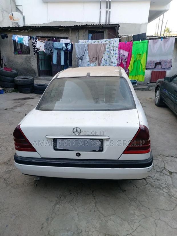 Mercedes-Benz C180 1995 White