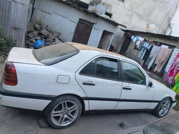 Mercedes-Benz C180 1995 White