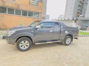 Toyota Hilux 2.5 D-4D SRX 2010 Black for sale