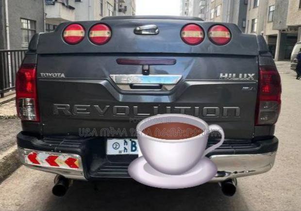 Toyota Hilux 2019 Black