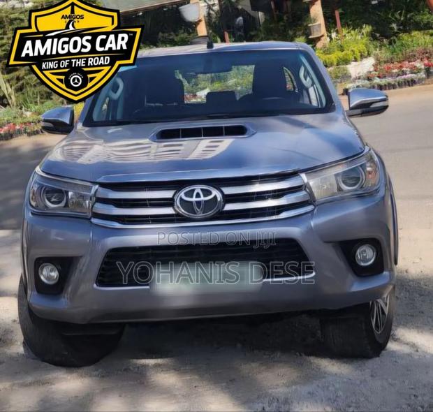 Toyota Hilux 2017 Beige