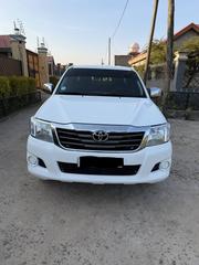 Toyota Hilux 3.0 D-4D 4x4 2015 White for sale