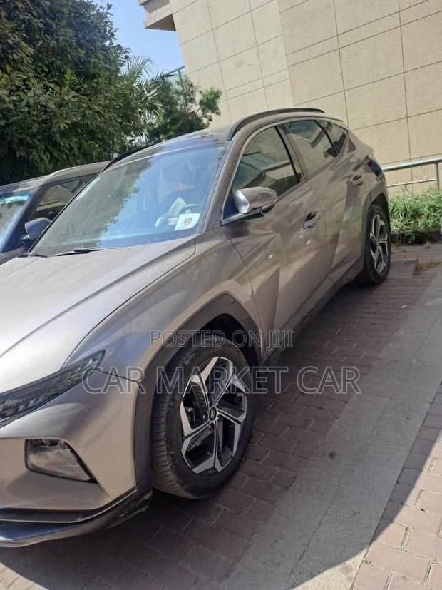 Hyundai Tucson Sport 2021 Gray