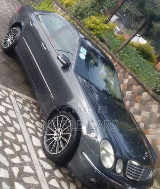 Mercedes-Benz E240 2004 Gray