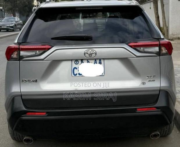 Toyota RAV4 Adventure 2022 Silver
