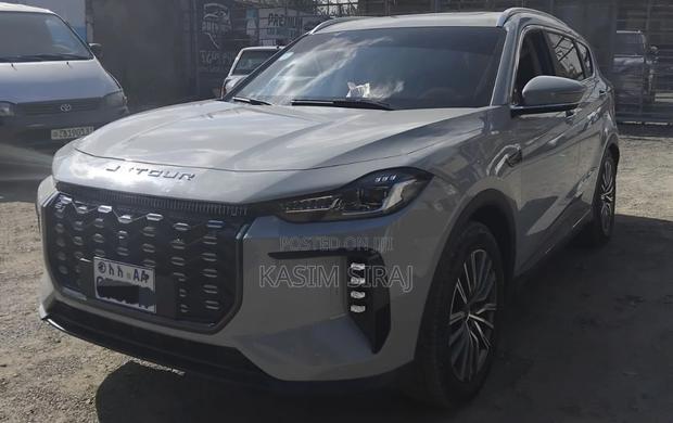 Jetour X70 Plus 2025 White