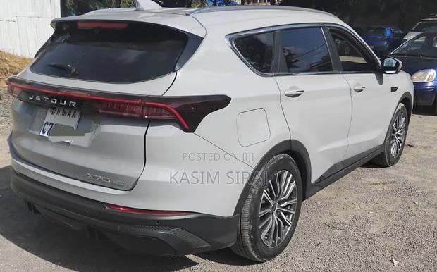 Jetour X70 Plus 2025 White