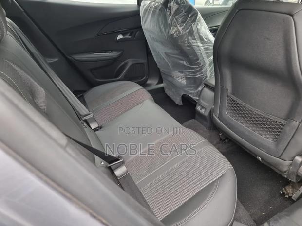 New Peugeot 2008 2022 Silver