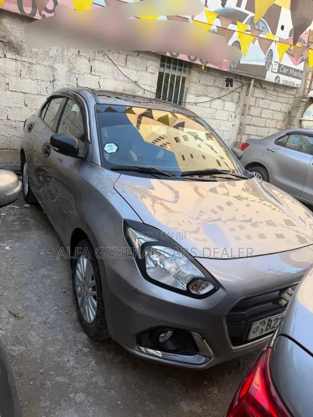 Suzuki Dzire 2021 Silver