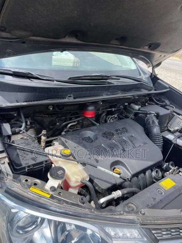 Toyota RAV4 2015 Gray