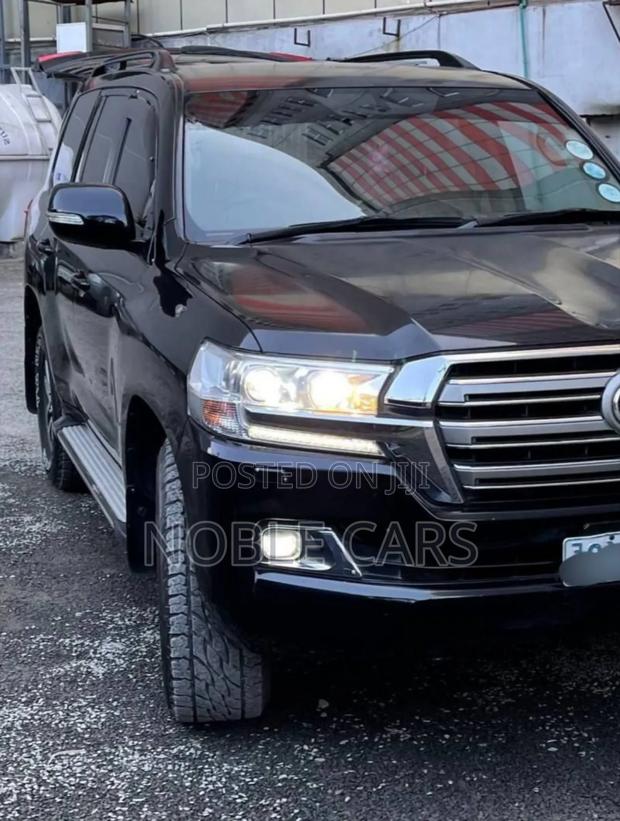 Toyota Land Cruiser 2018 Matt Black