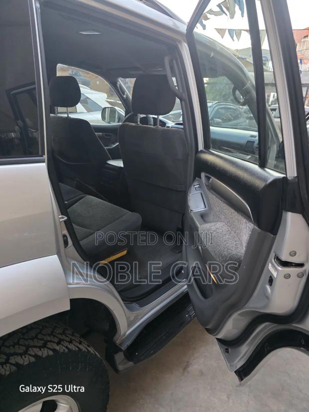Toyota Land Cruiser Prado 2009 Silver