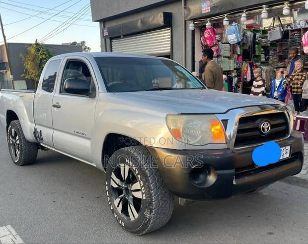 Toyota Tacoma 2007 Silver