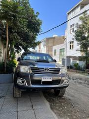 Toyota Hilux 3.0 D-4D 4x4 2014 Gray for sale