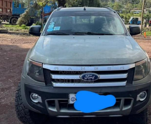 Ford Ranger Wildtrak 2012 Gray