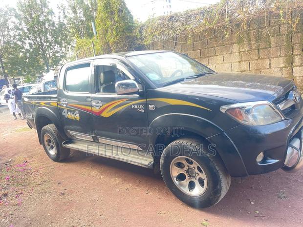 Toyota Hilux 2007 Black