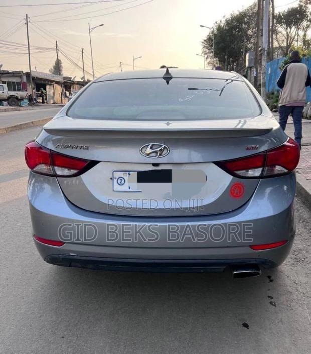 Hyundai Avante 2015 Gray