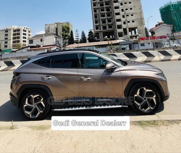 Hyundai Tucson 2022 Gray