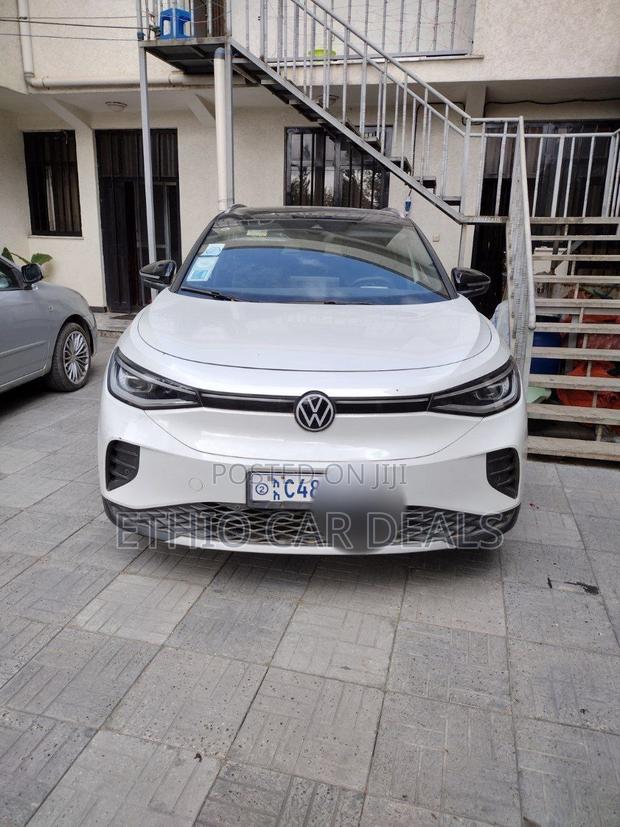 Volkswagen ID.4 Pro w/SK On Battery, 170kW DC Fast Charging Capability