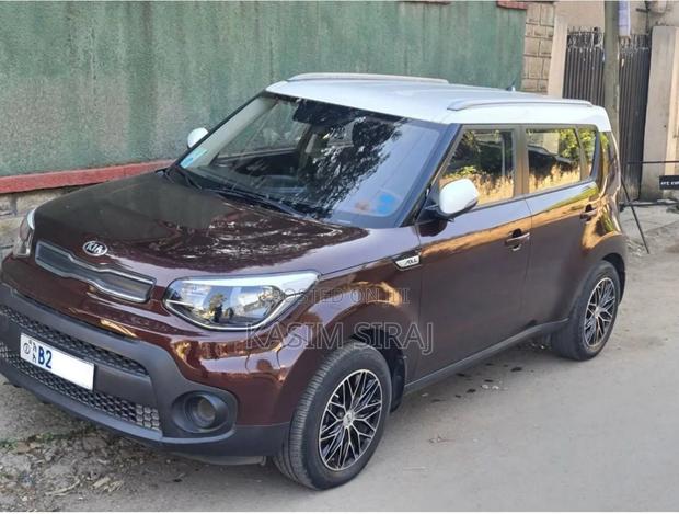 Kia Soul Hatchback 2017 Burgundy