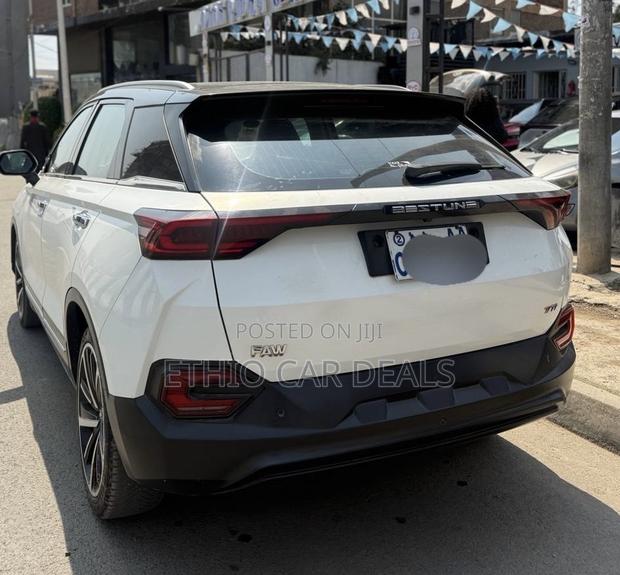 Bestune T77 1.2 FWD 2022 White