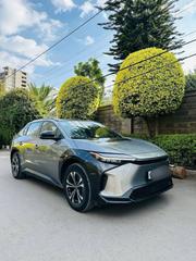 Toyota bZ4X 71.4 kWh AWD 2023 Gray for sale