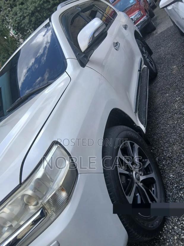 Toyota Land Cruiser 2008 White