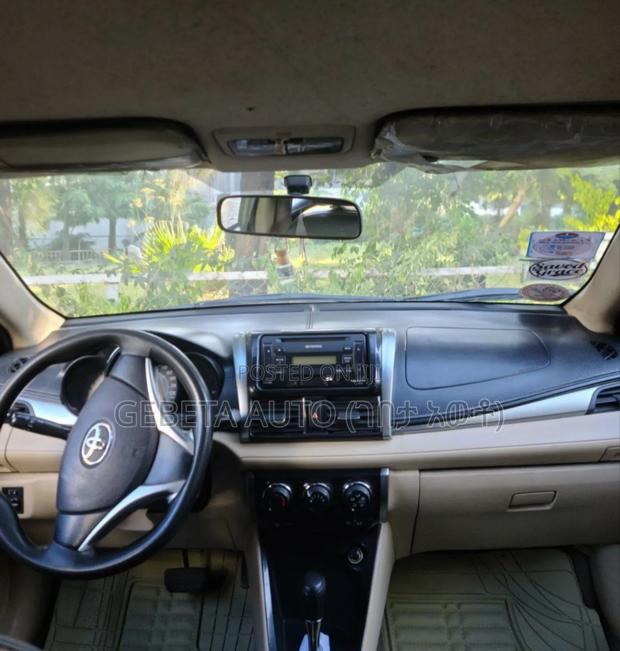 Toyota Yaris 2014