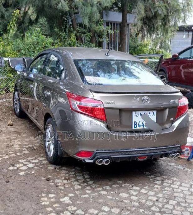 Toyota Yaris 2014