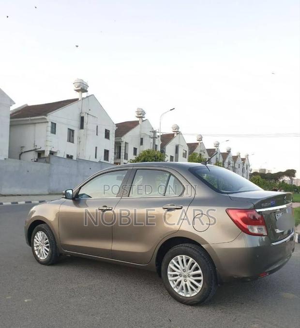 Suzuki Dzire 2024 Gray