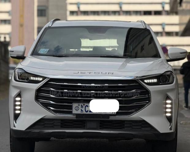 Jetour X70 Plus 2023 White