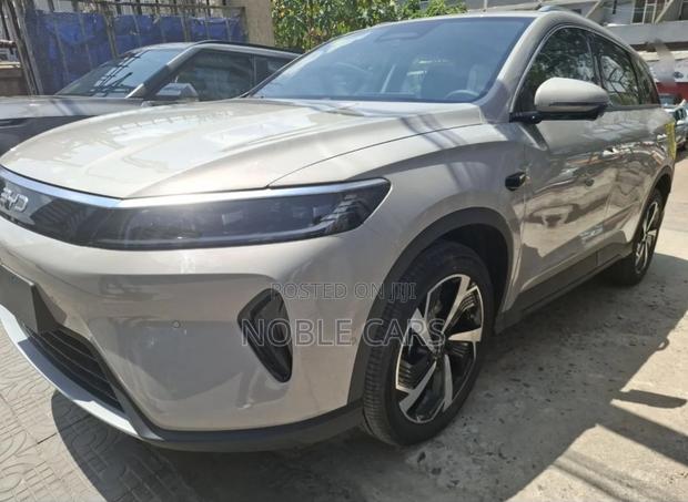 New BYD Seal DM-i 2025 White