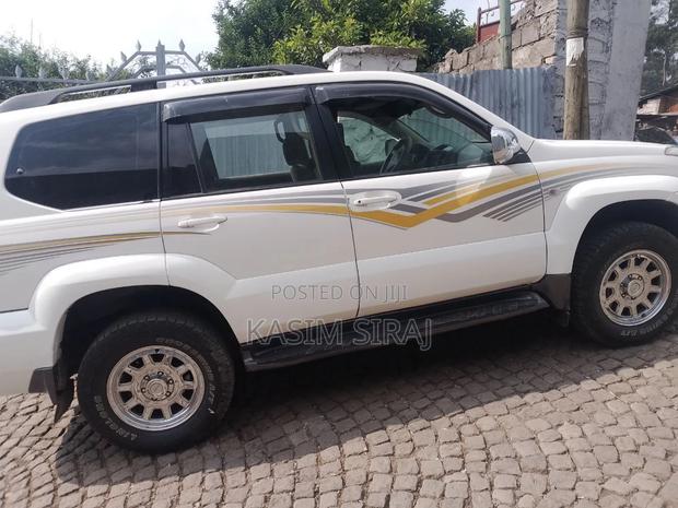 Toyota Land Cruiser Prado 3.0 D-4D 5dr 2006 White