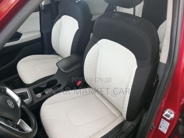 Hyundai Creta 2023 Red