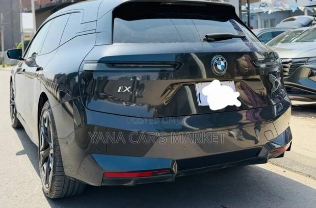 BMW iX xDrive50 AWD 2023 Black