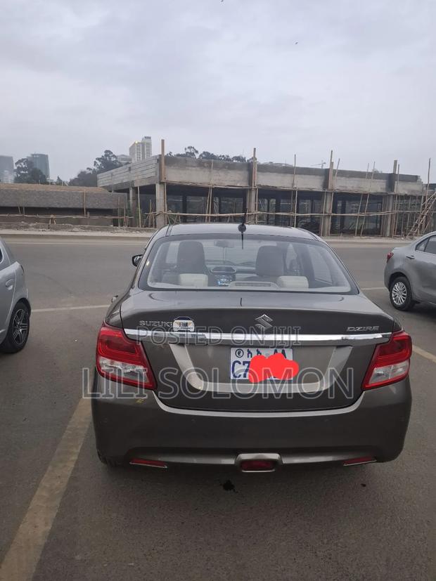 Suzuki Dzire 2023 Gray