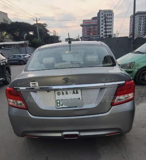 Suzuki Dzire 2022 Gray