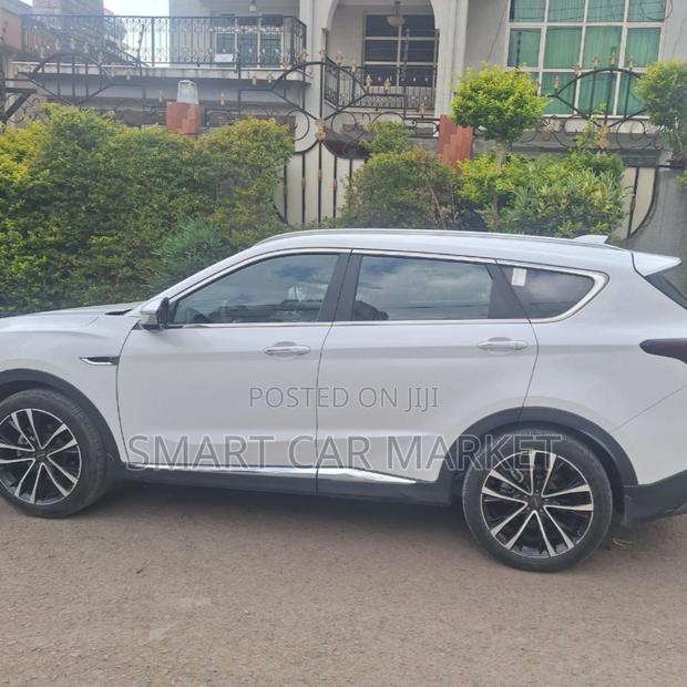 Jetour X70 Plus 2023 White