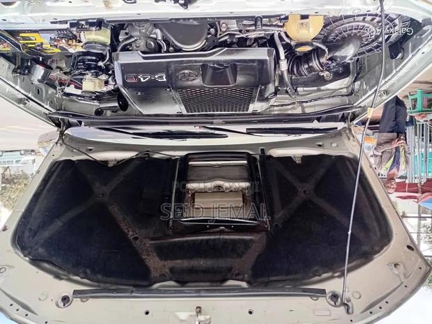 Toyota Hilux 2013 Silver